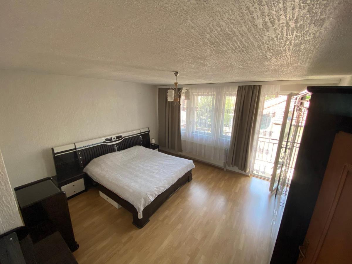 Cima Apartment Pristina Esterno foto